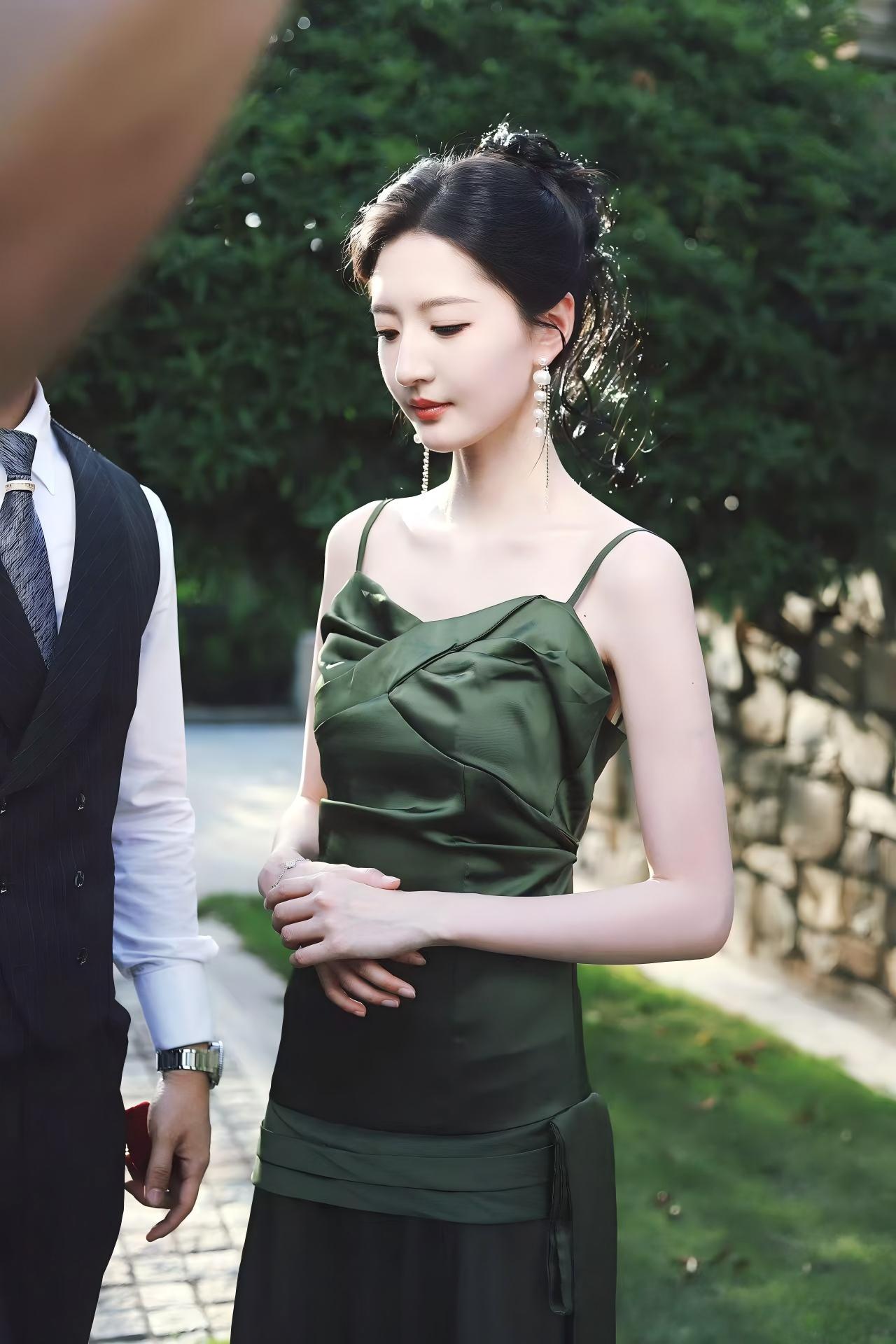 Jiayi Zhang