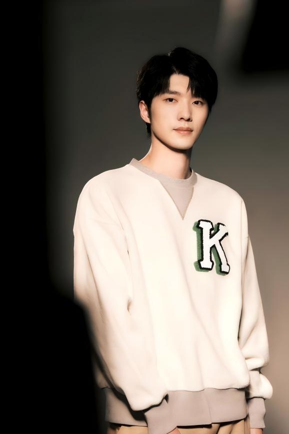 Xiangkun Feng