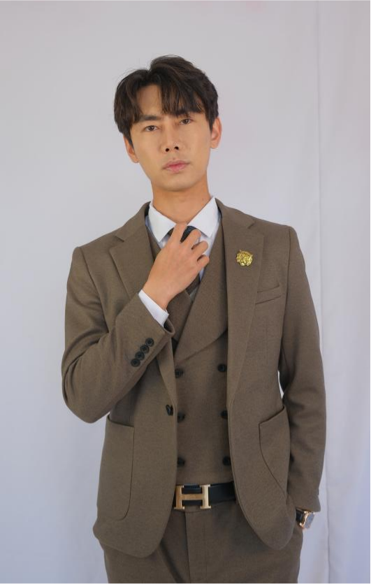 Yongnan Li