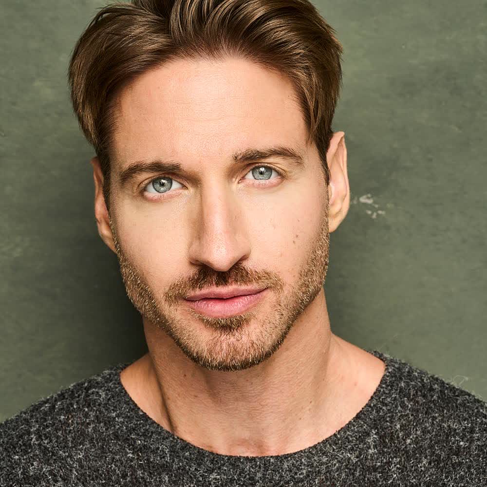 Travis DesLaurier
