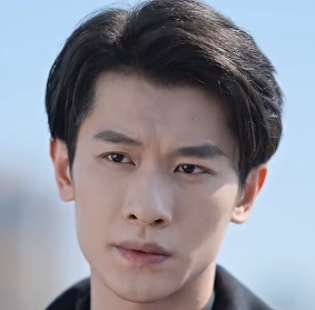Yiyang Feng