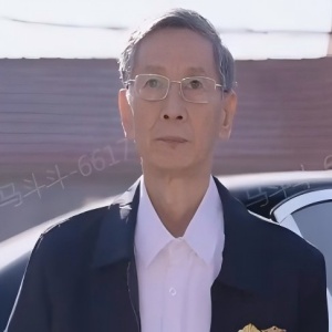 Qi Zhong