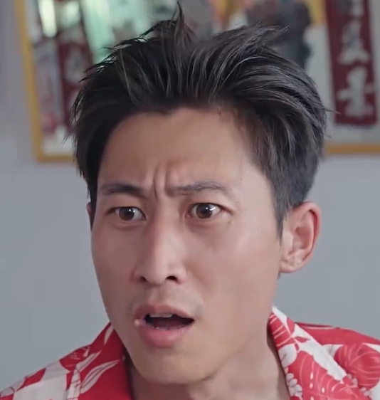 Junyuan Chen