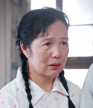Xiaojun Zhou
