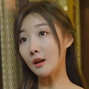Yifei Wang