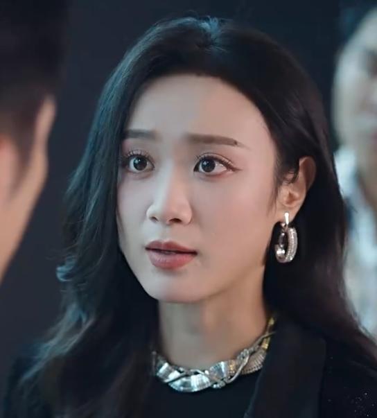 Jingjing Tang