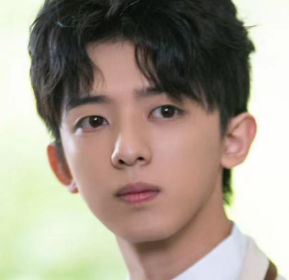 Hengyu Zhou