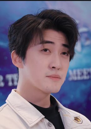 Yansong Li