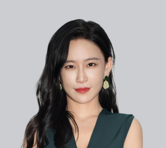 Yixin Wang