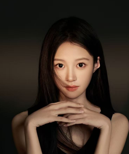 Lanyue Zhang