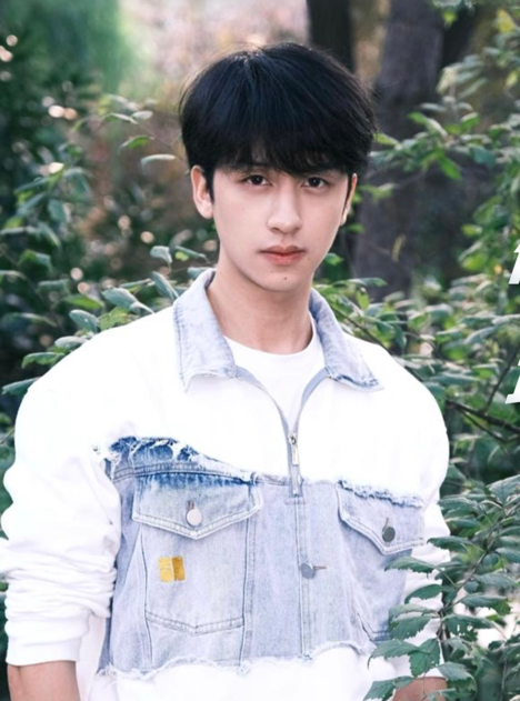 Kun He